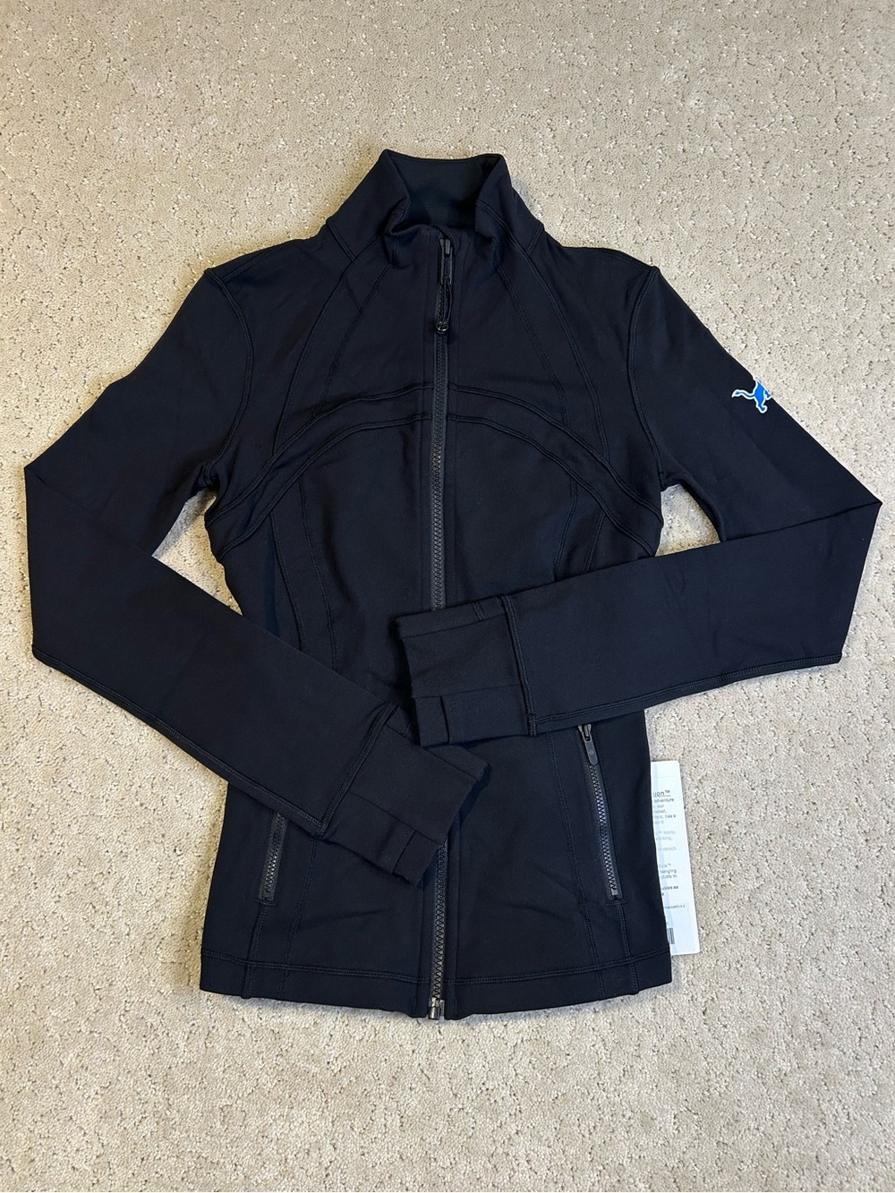 NWT Women’s Size 2 Detroit Lions NFL x Lululemon Define Luon Full-Zip Jacket
